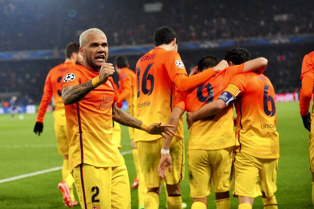 joie de Xavi Hernandez (Barca) - but penalty et des joueurs de barcelone - Daniel Alves FOOTBALL : PSG vs FC Barcelone - Quart de Finale Aller champions league - 02 04 2013 JBAutissier Panoramic 