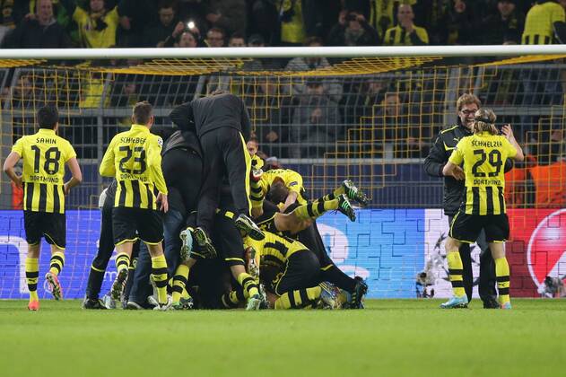 jubel Borussia Dortmund - der BVB nach dem Einzug in das Halbfinale der Champions League EP_Schmit