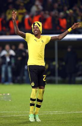 Dortmund Fußball Champions League Viertelfinale Borussia Dortmund vs. Malaga CF, Siegtorschütze Felipe Santana (BvB) freut sich