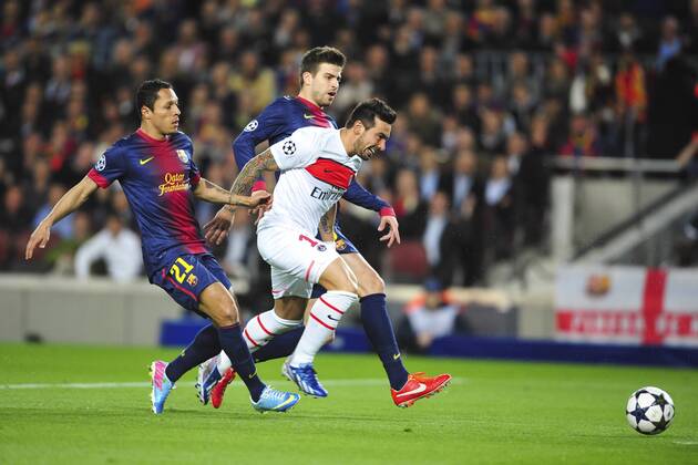 Gerard Pique - Adriano (Barcelona) vs Ezequiel Lavezzi (PSG) - FC Barcelona vs PSG Paris Saint Germain - 10 04 2013 JBAutissier Panoramic 