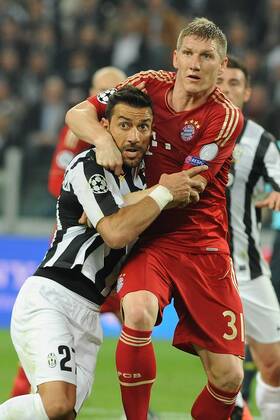 IPP20130410 Football - soccer: UEFA Champions League - Juventus Turin Juve - FC BAYERN MÜNCHEN, FABIO QUAGLIARELLA E Bastian Schweinsteiger xHOCHxZWEIx xItalyxPhotoxPressx 
