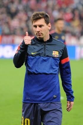 Daumen hoch bei Lionel MESSI 10 (FC Barcelona) EP_WSE