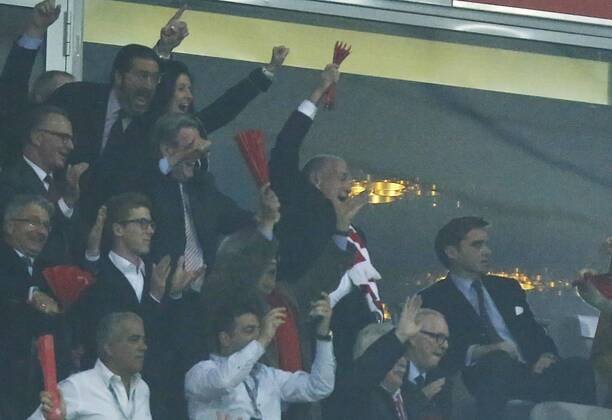 jubel Präsident und Aufsichtsratsvorsitzender Uli HOENESS (FCB) bei Thomas Müller Mueller (Bayern 25) schiesst das Tor zum 1-0 ,Aktion, Einzelbild, Torschuss FC BAYERN MÜNCHEN - FC BARCELONA ( - ) Fussball UEFA Champions League, Halbfinale Hinspiel, München, 23.04.2013 CL Saison 2012 2013, FCB, München, BARCA