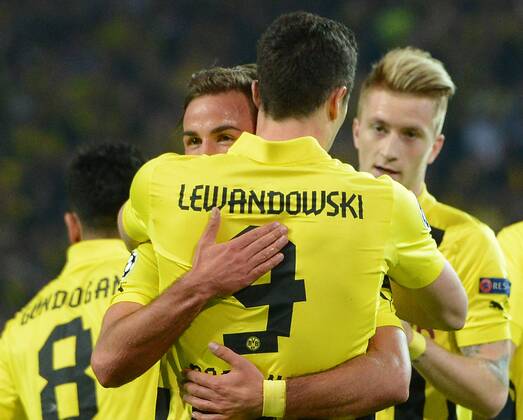 24.04.2013, xjhx,UEFA Champions League, Borussia Dortmund - Real Madrid, v.l. Mario Goetze (Borussia Dortmund), Robert Lewandowski (Borussia Dortmund), Marco Reus (Borussia Dortmund) Torjubel, Goal celebration, celebrate the goal 1:0