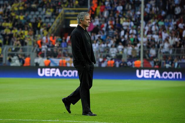 Fussball Champions League Borussia Dortmund - Real Madrid am 24.04.2013 im Signal Iduna Park in Dortmund Jose Mourinho ( Trainer Madrid )