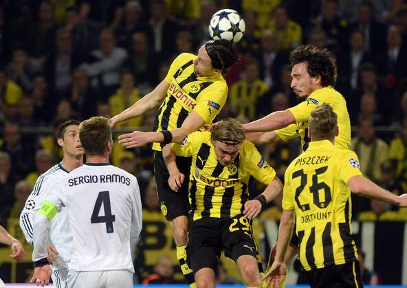 24.04.2013, xjhx,UEFA Champions League, Borussia Dortmund - Real Madrid, v.l. Cristiano Ronaldo (Real Madrid), Sergio Ramos (Real Madrid), Neven Subotic (Borussia Dortmund), Marcel Schmelzer (Borussia Dortmund), Lukasz Piszczek (Borussia Dortmund), Mats Hummels (Borussia Dortmund)