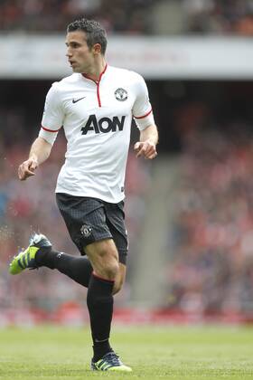 Robin van Persie of Manchester United - Barclays Premier League - Arsenal vs Manchester United - Emirates Stadium London - Season 12 13 - 28th April 2013 - Picture Malcolm Couzens Sportimage EDITORIAL USE ONLY. No use with unauthorised audio, video, data, fixture lists, club league logos or live services. Online in-match use limited to 120 images, no video emulation. No use in betting, games or single club league player publications.