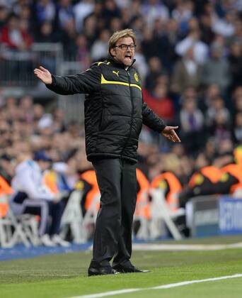 FUSSBALL CHAMPIONS LEAGUE HALBFINALE RÜCKSPIEL 2012 2013 Real Madrid - Borussia Dortmund 30.04.2013 Emotional an der Seitenlinie: Trainer Jürgen Klopp (Borussia Dortmund) 