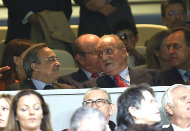 Florentino Perez and king Juan Carlos Soccer match between Real Madrid andBorussia Dortmund corresponding tosemifinal of the Champions League, held at the Santiago Bernabeu stadium, in Madrid 4 30 2013. 