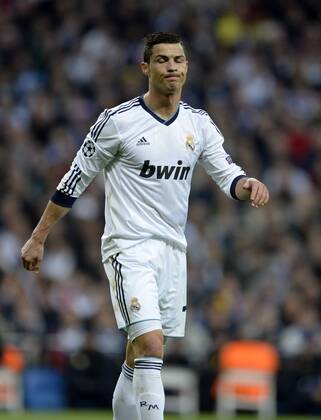 30.04.2013, Fussball Champions League Halbfinale Rückspiel: Real Madrid - Borussia Dortmund, im Bernabeu-Stadion Madrid (Spanien). Cristiano Ronaldo (Real Madrid) frustriert.