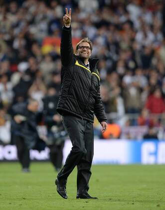 FUSSBALL CHAMPIONS LEAGUE HALBFINALE RÜCKSPIEL 2012 2013 Real Madrid - Borussia Dortmund 30.04.2013 Jürgen Klopp beide Borussia Dortmund) jubeln nach dem Abpfiff 
