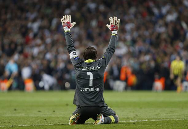Roman Weidenfeller Soccer match between Real Madrid andBorussia Dortmund corresponding tosemifinal of the Champions League, held at the Santiago Bernabeu stadium, in Madrid 4 30 2013. 