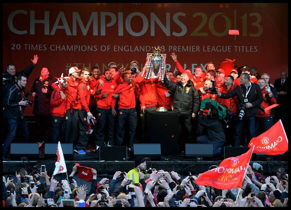 Sir Alex Ferguson addresses fans in Albert Square, Manchester, As Manchester United celebrate winning their 20th league title winning the Premier League, Monday May 13, 2013 AndrewxParsonsx xi-Images AJP