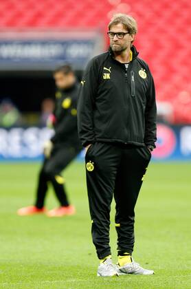 FUSSBALL - CL Finale, Dortmund vs Bayern, Vorberichte, Training LONDON,ENGLAND,24.MAI.13 - FUSSBALL - UEFA Champions League Finale, Borussia Dortmund vs FC Bayern München, Vorberichte, Abschlusstraining Dortmund. Bild zeigt Trainer Jürgen Klopp (Dortmund). 