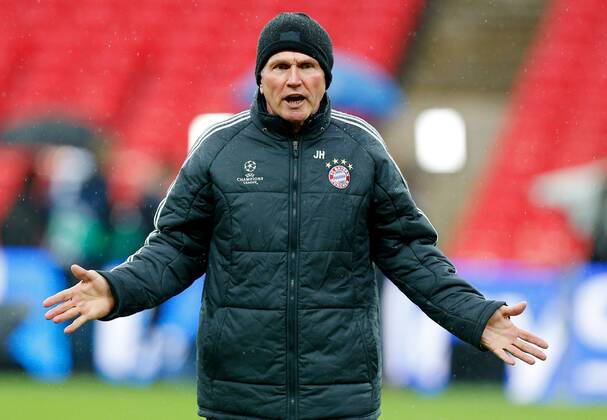 FUSSBALL - CL Finale, Dortmund vs Bayern, Vorberichte, Training LONDON,ENGLAND,24.MAI.13 - FUSSBALL - UEFA Champions League Finale, Borussia Dortmund vs FC Bayern München, Vorberichte, Abschlusstraining Bayern. Bild zeigt Trainer Jupp Heynckes (Bayern). 