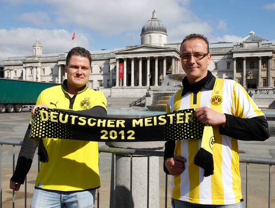 FUSSBALL - CL Finale, LONDON,ENGLAND,25.MAI.13 - FUSSBALL - UEFA Champions League Finale, Borussia Dortmund (BVB). Bild zeigt Fans von Dortmund. 