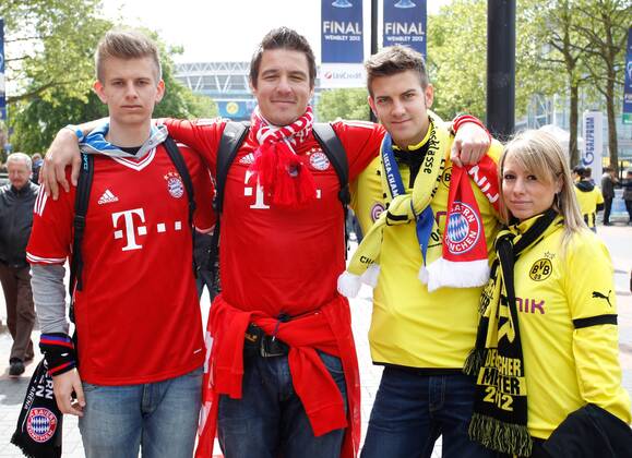 FUSSBALL - CL Finale, LONDON,ENGLAND,25.MAI.13 - FUSSBALL - UEFA Champions League Finale, Borussia Dortmund (BVB) vs FC Bayern München. Bild zeigt Fans. 