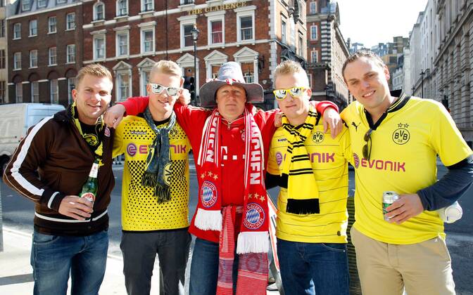 FUSSBALL - CL Finale, LONDON,ENGLAND,25.MAI.13 - FUSSBALL - UEFA Champions League Finale, Borussia Dortmund (BVB) vs FC Bayern München. Bild zeigt Fans. 