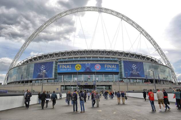 LONDON, 25.05.2013, Aussenansicht des Wembley Stadion beim UEFA Champions League Finale 2013 Borussia Dortmund (BVB) gegen FC Bayern München im Wembley Stadion in London, 25.05.2013.