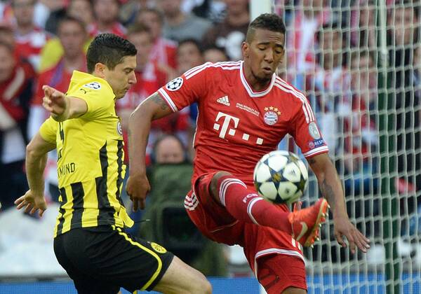 25.05.2013, xjhx, UEFA Champions League Finale, Borussia Dortmund - FC Bayern München, v.l. Robert Lewandowski (Borussia Dortmund), Jerome Boateng (FC Bayern München)