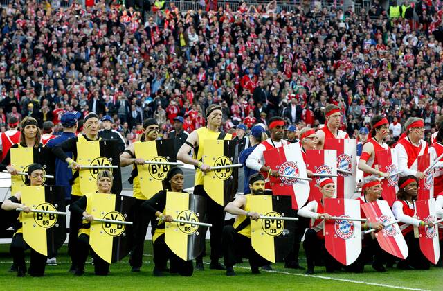 FUSSBALL - CL Finale, Dortmund vs Bayern LONDON,ENGLAND,25.MAI.13 - FUSSBALL - UEFA Champions League Finale, Borussia Dortmund vs FC Bayern Muenchen. Bild zeigt die Eröffnungszeremonie. 