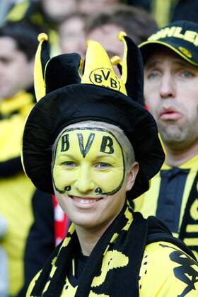 LONDON,ENGLAND,25.MAI.13 - FUSSBALL - UEFA Champions League Finale, Borussia Dortmund. Bild zeigt einen Fan. 