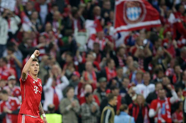 Mario MANDZUKIC (FC Bayern München - 9) bejubelt sein tor zum 0-1 EP_GST