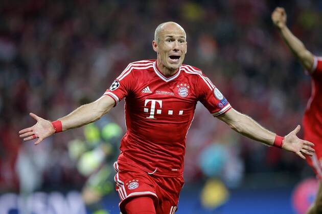 Arjen ROBBEN (FC Bayern München - 10) bejubelt sein Tor zum 1-2 für den FC Bayern München EP_GST