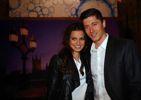 Robert LEWANDOWSKI; Nr.9 BVB mit Anna bei der BVB Party im Natural History Museum (Naturhistorisches Museum) - BORUSSIA DORTMUND ( 2- 1) Fussball UEFA Champions League, Finale London am 25.05.2013 CL Saison 2012 2013, BVB