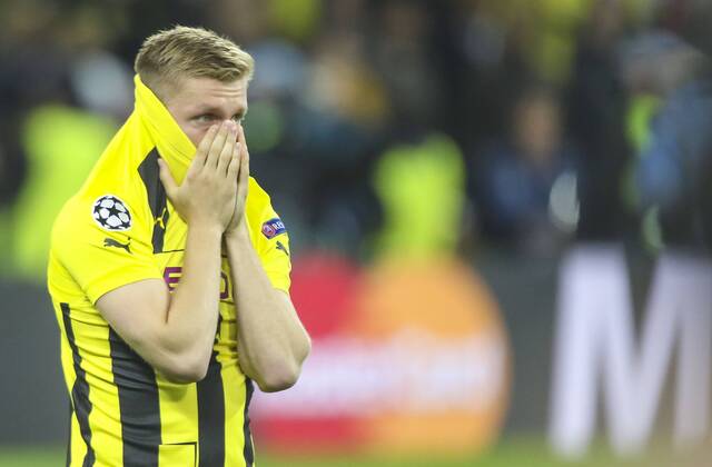 KUBA (Jakub (Kuba) Blaszczykowski) , Nr. 16 BVB Emotionen, enttäuscht, Enttäuschung, Frust, frustriert, Trauer ,traurig, verzweifelt, Verzweiflung FC BAYERN MÜNCHEN - BORUSSIA DORTMUND (2 -1 ) Fussball UEFA Champions League, Finale, im Wembley Stadion London am 25.05.2013 CL Saison 2012 2013, FCB, München, BVB