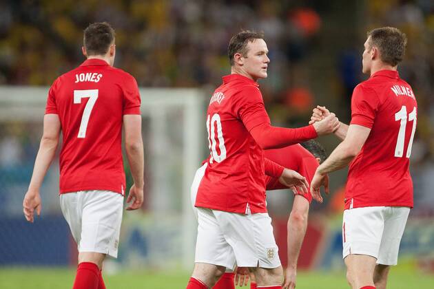 Football - International Friendly - Brazil vs. England Wayne Rooney of England celebrates scoring at the Maracana Stadium, Rio de Janeiro