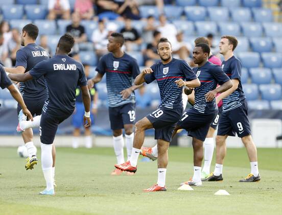 England s Nathan Redmond warms up - England U21 vs Norway U21 - UEFA U21 Championship 2013 - Ha Moshava Stadium - Petah Tikva - Israel - 08 06 2013 - Pic David Klein Sportimage EDITORIAL USE ONLY. No use with unauthorised audio, video, data, fixture lists, club league logos or live services. Online in-match use limited to 120 images, no video emulation. No use in betting, games or single club league player publications.