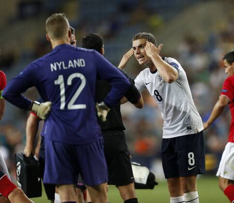 England s Jordan Henderson looks on dejected - England U21 vs Norway U21 - UEFA U21 Championship 2013 - Ha Moshava Stadium - Petah Tikva - Israel - 08 06 2013 - Pic David Klein Sportimage EDITORIAL USE ONLY. No use with unauthorised audio, video, data, fixture lists, club league logos or live services. Online in-match use limited to 120 images, no video emulation. No use in betting, games or single club league player publications.
