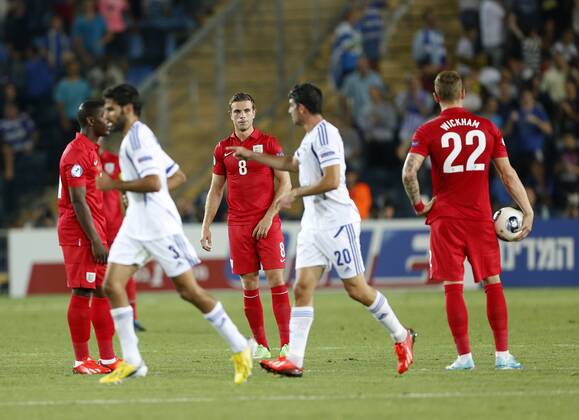 England s Jordan Henderson looks on dejected after going 1-0 down - Israel U21 vs England U21 - UEFA U21 Championship 2013 - Teddy Stadium - Jerusalem - Israel - 11 06 2013 - Pic David Klein Sportimage EDITORIAL USE ONLY. No use with unauthorised audio, video, data, fixture lists, club league logos or live services. Online in-match use limited to 120 images, no video emulation. No use in betting, games or single club league player publications.