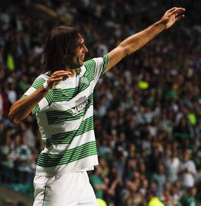23.07.2013 Celtic Park, Glasgow, Scotland. UEFA Champions League qualification, second leg. Celtic FC Glasgow - Cliftonville FC. Georgios Samaras celebrates his goal xVagelisxGeorgarioux  ActionPlus11431618