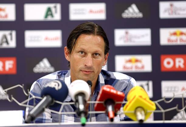 FUSSBALL - CL Quali, RBS vs Fenerbahce, Vorberichte, PK SALZBURG,AUSTRIA,30.JUL.13 - FUSSBALL - UEFA Champions League, Qualifikation, Red Bull Salzburg vs Fenerbahce Istanbul, Vorberichte, Pressekonferenz RBS. Bild zeigt Trainer Roger Schmidt (RBS). 