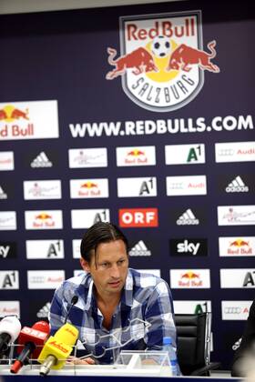 FUSSBALL - CL Quali, RBS vs Fenerbahce, Vorberichte, PK SALZBURG,AUSTRIA,30.JUL.13 - FUSSBALL - UEFA Champions League, Qualifikation, Red Bull Salzburg vs Fenerbahce Istanbul, Vorberichte, Pressekonferenz RBS. Bild zeigt Trainer Roger Schmidt (RBS). 