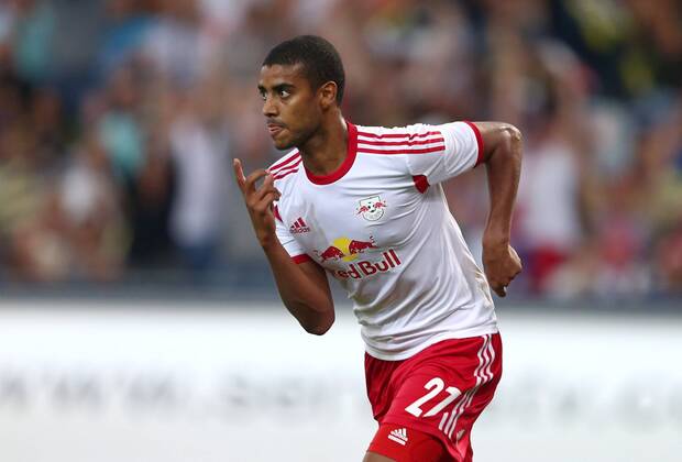 FUSSBALL - CL Quali, RBS vs Fenerbahce SALZBURG,AUSTRIA,31.JUL.13 - FUSSBALL - UEFA Champions League, Qualifikation, Red Bull Salzburg vs Fenerbahce Istanbul. Bild zeigt den Jubel von Alan de Carvalho (RBS). 