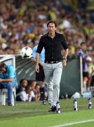 FUSSBALL - CL Quali, Fenerbahce vs RBS ISTANBUL,TUERKEI,06.AUG.13 - FUSSBALL - UEFA Champions League, Qualifikation, Fenerbahce Istanbul vs Red Bull Salzburg. Bild zeigt Trainer Roger Schmidt (RBS). 