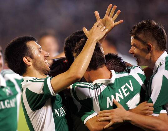 06.08.2013 Belgrade(Serbia) FK Partizan-PFC Ludogorets UEFA Champions League qualify third leg men s football Svetoslav Dyakov(L) and Roman Bezjak(r) PFC Ludogorets : 