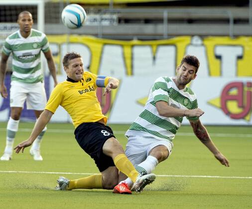 Sweden Boras 2013 08 07 UEFA Champions League IF Elfsborg Bogard vs Celtic FC Glasgow: Anders Svensson (Elfsborg)Charilie Mulgrew(Celtic) KP0300 