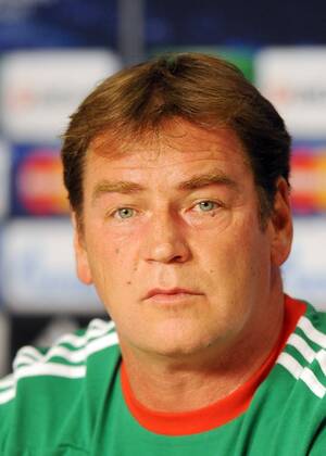 Champions League Quali - 20.08.2013 - LEGIA WARSAW PRESS CONFERENCE IN BUCHAREST - Pic: JAN URBAN (HEAD COACH) FOTOxLUKASZxLASKOWSKI PRESSFOCUS  20130820LUK004