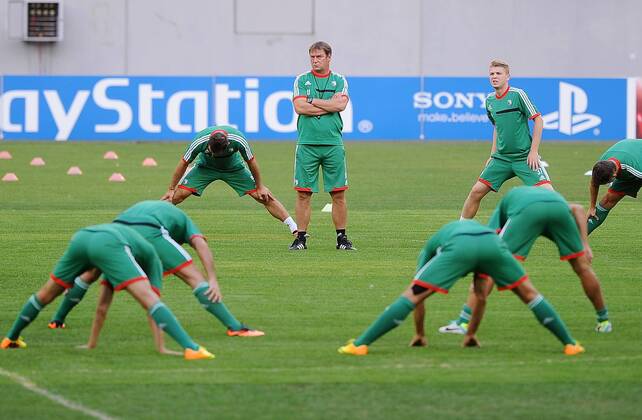 Champions League Quali - 20.08.2013 - LEGIA WARSAW TRAINING SESSION IN BUCHAREST - Pic: JAN URBAN FOTOxNORBERTxBARCZYK PRESSFOCUS NEWSPIXPL --- Newspix.pl  20130820NB239