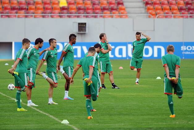 Champions League Quali - 20.08.2013 - LEGIA WARSAW TRAINING SESSION IN BUCHAREST - Pic: JAN URBAN FOTOxNORBERTxBARCZYK PRESSFOCUS NEWSPIXPL --- Newspix.pl  20130820NB241
