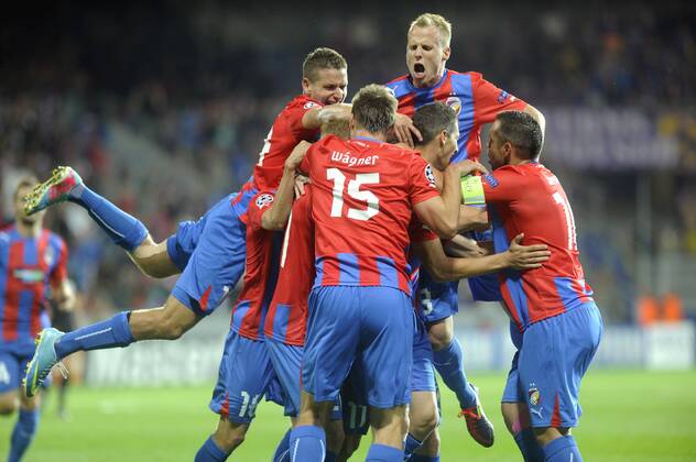 FC Viktoria Plzen players celebrate their goal during the FC Viktoria Plzen vs NK Maribor first leg match of Champions League, 4th preliminary round, in Pilsen, Czech Republic, August 20, 2013. (CTKxPhoto PetrxEret) CTKPhotoP201308200708401  ert 1