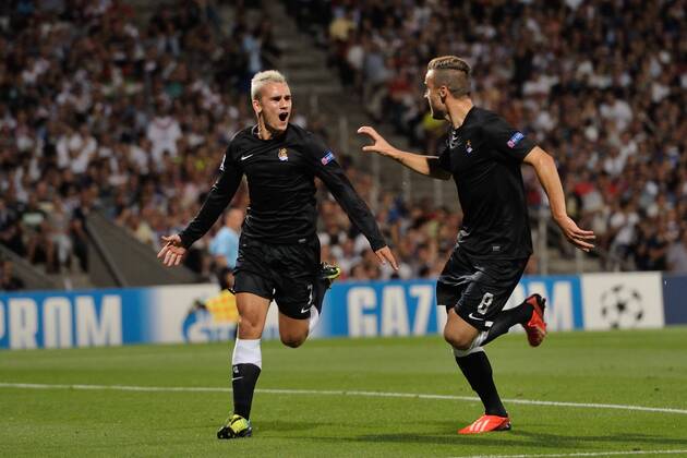 Antoine Griezmann et Haris Seferovic (real sociedad) FOOTBALL : Olympique Lyon vs Real Sociedad San Sebastian - Ligue des champions - 20 08 2013 FredericChambert Panoramic 