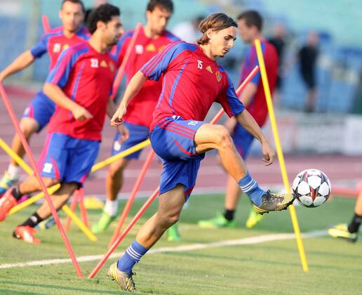 20.08.2013 Sofia(Bulgaria) Kay Voser at FC Basel training on Vasil Levski national stadium day before UEFA Champions League play off match against PFC Ludogorets :Stringer 