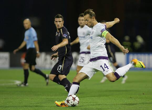 Zagreb, Stadion Maksimir, 21.8.2013., - UEFA Champion League 2013 14, Play-off round 1st leg. GNK Dinamo Zagreb (blue) - Austria Wien (white). Dinamo - Austria - Manuel Ortlechner