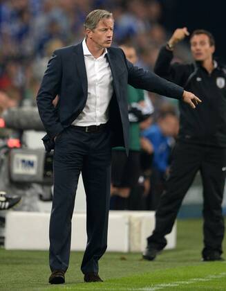 FUSSBALL CHAMPIONS LEAGUE SAISON 2013 2014 PLAY-OFF FC Schalke 04 - Paok Saloniki 21.08.2013 Trainer Jens Keller (FC Schalke 04) 