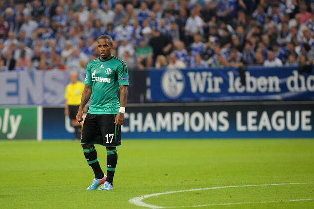 Torschütze Jefferson Farfan ( Schalke 04 Portrait ) im Hintergrund der Champions League Schriftzug. 21.08.2013 --- Fussball --- Champions League --- Schalke 04 vs PAOK Saloniki EP_ttl
